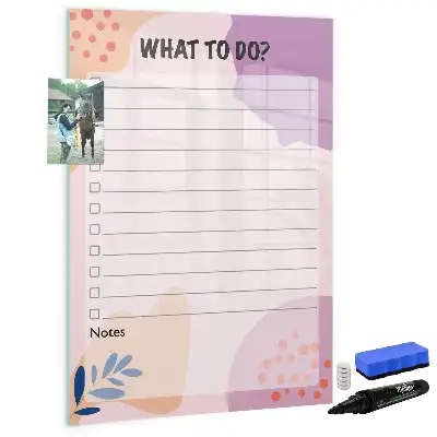 Tablă cu marker pentru listă de sarcini