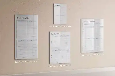 Tablă cu marker pentru program de curățenie