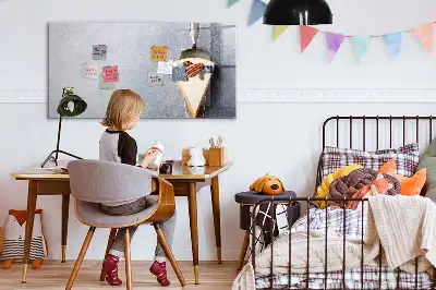 Tablă magnetică cu ștergere uscată model o felie de tort