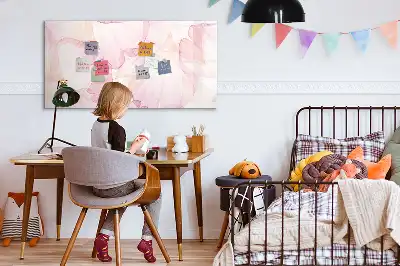 Tablă magnetică cu ștergere uscată decorată cu petale în acuarelă