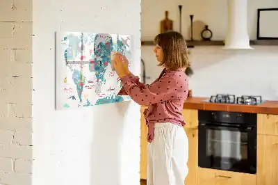 Tablă magnetică cu ștergere uscată cu harta lumii ilustrată