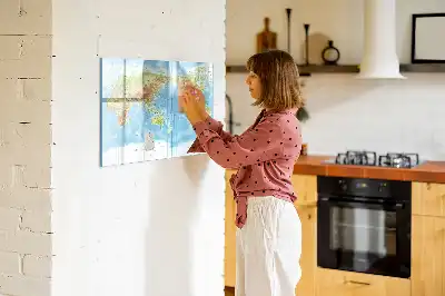 Tablă magnetică cu ștergere uscată cu harta fizică a lumii