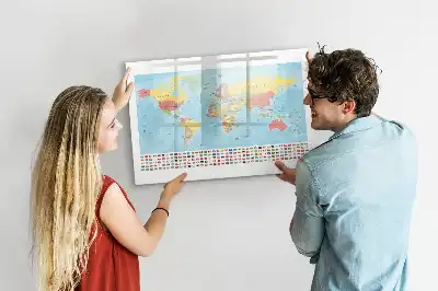 Tablă magnetică cu ștergere uscată cu harta geografică a lumii
