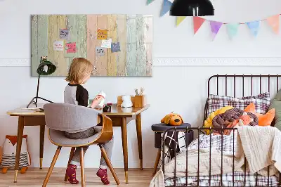 Tablă magnetică cu ștergere uscată varianta cu scânduri colorate