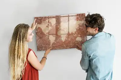 Tablă magnetică cu ștergere uscată cu hartă a lumii și design de cărămidă