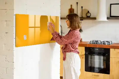 Tablă magnetică cu ștergere uscată cu finisaj galben auriu
