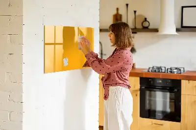 Tablă magnetică cu ștergere uscată cu finisaj galben auriu