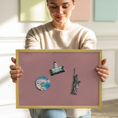Tablă magnetică cu ramă aurie Culoare roz pastel