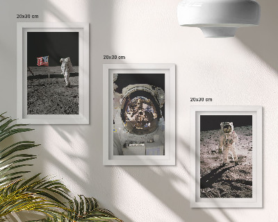 Set 3 tablouri Fotografii cu astronauții care aterizează pe Lună