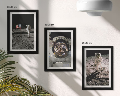 Set 3 tablouri Fotografii cu astronauții care aterizează pe Lună