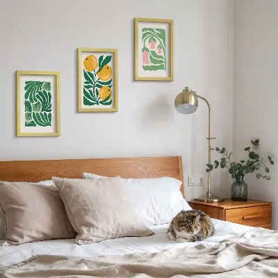 Galerie de perete cu modele minimaliste de plante cu fructe și frunze
