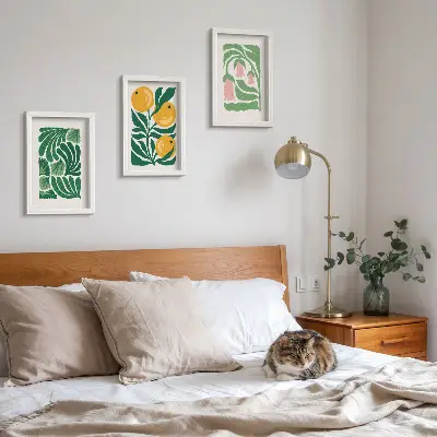 Galerie de perete cu modele minimaliste de plante cu fructe și frunze