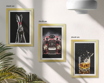 Galerie de perete Picioare feminine cu un trandafir, o mașină veche și un pahar de whisky