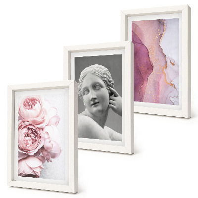 Galerie de perete Sculptură romantică în formă de bujori, reprezentând o femeie abstractă