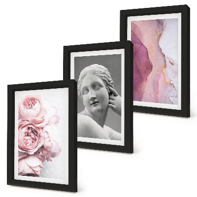 Galerie de perete Sculptură romantică în formă de bujori, reprezentând o femeie abstractă
