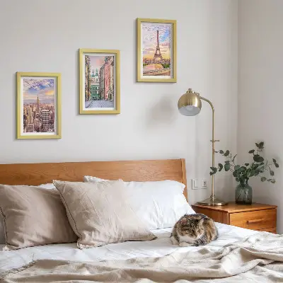 Set 3 tablouri cu vedere a orașelor New York, Paris și Varșovia la amurg