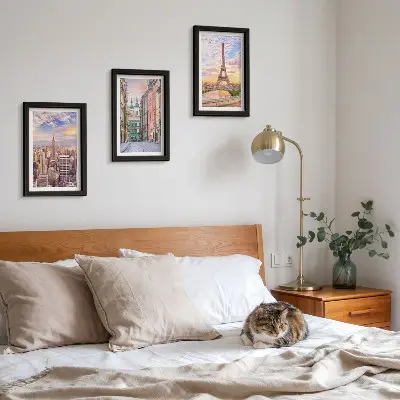 Set 3 tablouri cu vedere a orașelor New York, Paris și Varșovia la amurg