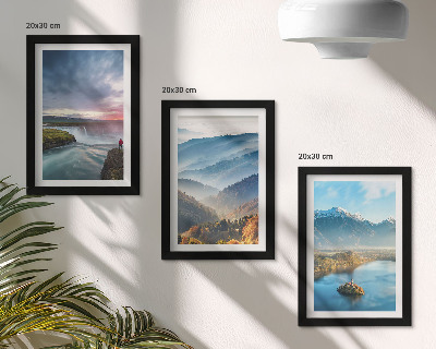 Set 3 tablouri Peisaje montane pitorești și cascade în natură
