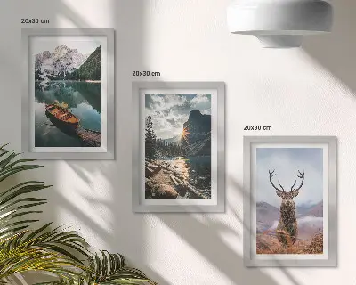 Set 3 tablouri cu peisaj lac de munte cu barcă la apus de soare și cerb în natură