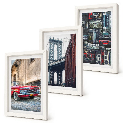 Set 3 tablouri O mașină veche pe stradă lângă Podul Brooklyn și echipamente audio retro