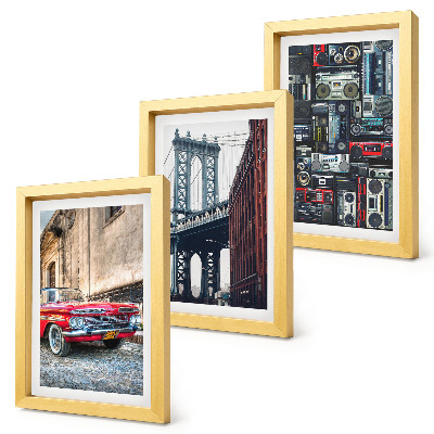 Set 3 tablouri O mașină veche pe stradă lângă Podul Brooklyn și echipamente audio retro