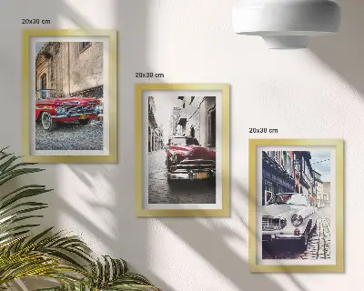 Set de 3 tablouri mașini clasice pe străzile orașului în culori diverse