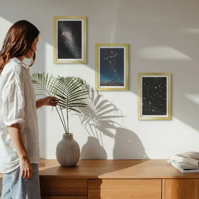 Set de 3 tablouri cu peisaje spațiale, constelația Pești și galaxii