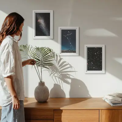 Set de 3 tablouri cu peisaje spațiale, constelația Pești și galaxii