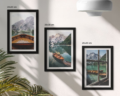 Set 3 tablouri Vedere a unui lac de munte cu bărci și o fereastră în fundal