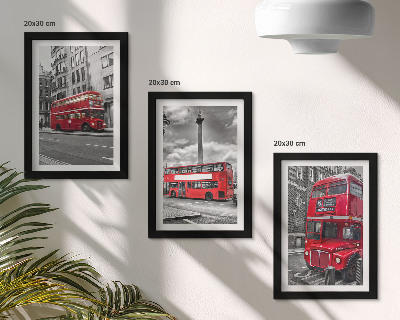 Galerie de perete Autobuze roșii în peisajul urban al Londrei