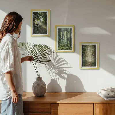 Set 3 tablouri cu peisaj de pădure verde, raze de lumină și potecă