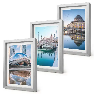 Set 3 tablouri cu arhitectură urbană reflectată în apă