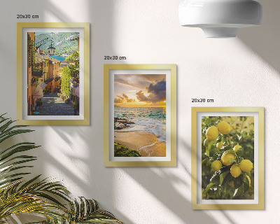 Galerie de perete Străzi pitorești, mare, plajă și pomi de citrice