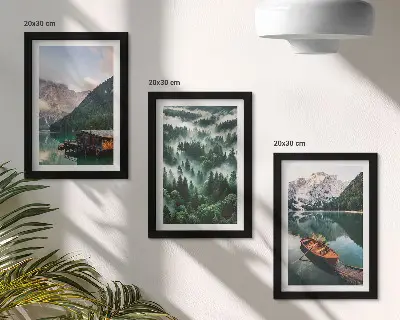 Galerie de perete peisaje montane cu lac, barcă și pădure în ceață