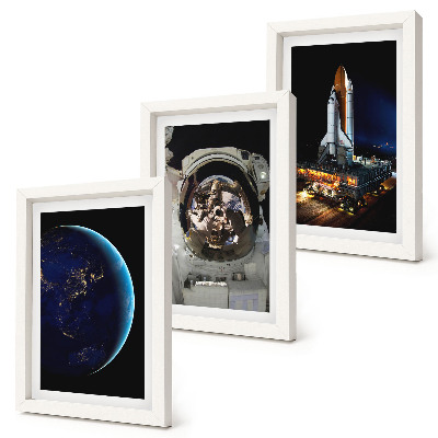 Galerie de perete Vederi spațiale cu Pământul, astronautul și racheta
