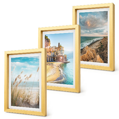 Set 3 tablouri Peisaje de coastă cu plajă, oraș și stânci