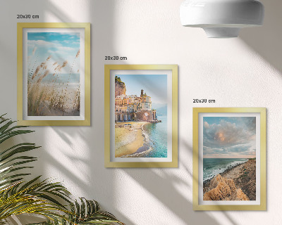 Set 3 tablouri Peisaje de coastă cu plajă, oraș și stânci