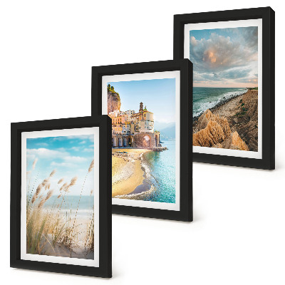 Set 3 tablouri Peisaje de coastă cu plajă, oraș și stânci