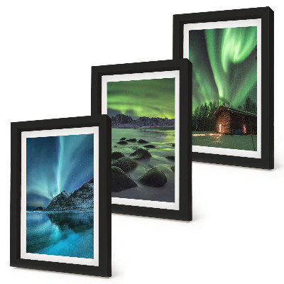 Galerie de perete Peisaje de iarnă cu Aurora Boreală peste munți