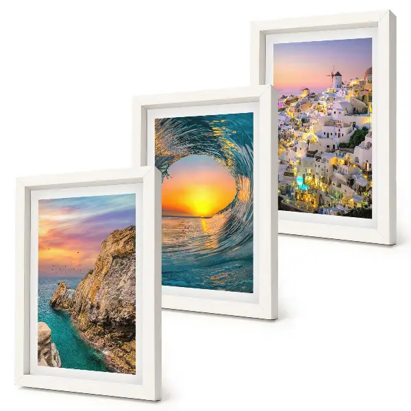 Set 3 tablouri cu vederi ale mării, valurilor și caselor albe din Santorini, Grecia