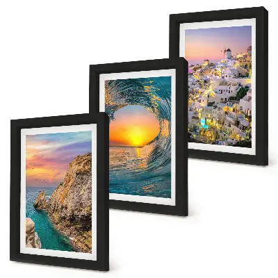 Set 3 tablouri cu vederi ale mării, valurilor și caselor albe din Santorini, Grecia