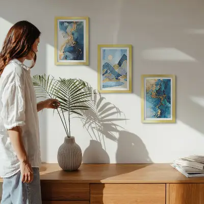 Set 3 tablouri cu peisaj montan în nuanțe de albastru și elemente abstracte