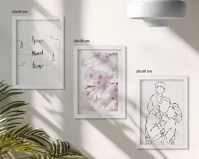 Set de 3 tablouri cu design minimalist reprezentând flori și familie