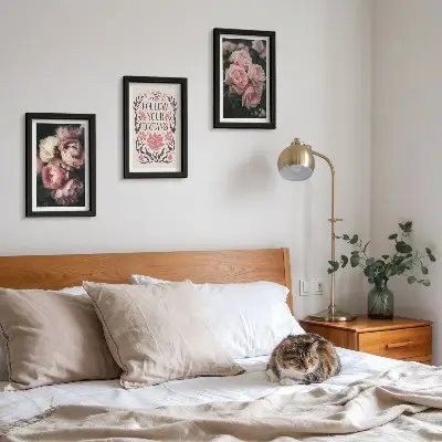 Set de 3 tablouri cu trandafiri vintage și inscripție despre vise