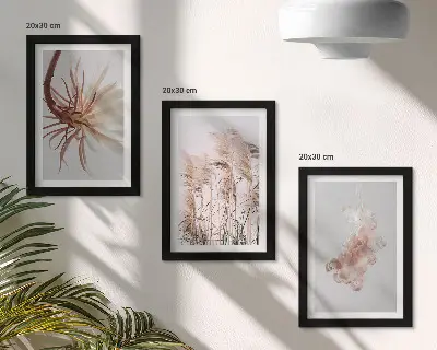 Galerie de perete cu flori set armonios cu plante pe fundal deschis