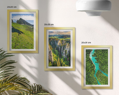 Set 3 tablouri Peisaje montane verzi cu râu și stânci