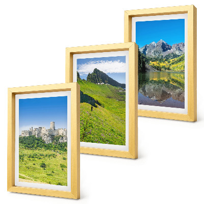 Set 3 tablouri Dealuri verzi cu un castel și peisaje montane