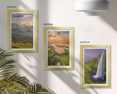 Galerie de perete Vederi ale râului de munte și ale cascadei în natură