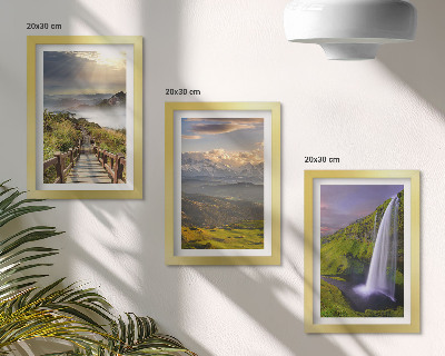 Galerie de perete Peisaje montane pitorești cu o cascadă și o potecă