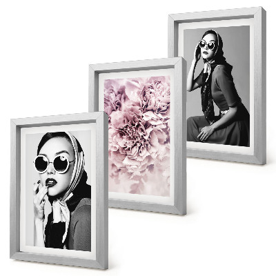 Set 3 tablouri Portrete elegante de femei cu flori roz